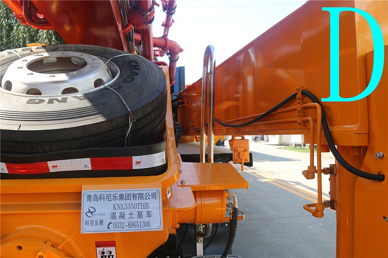 青島小型混凝土泵車(chē)價(jià)格 (5)