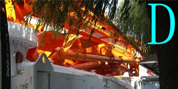 小型混凝土泵車冒黑煙？哪里出了問題？