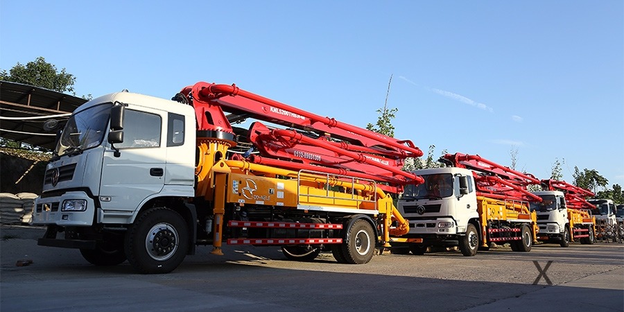 混凝土泵車的操作系統及性能