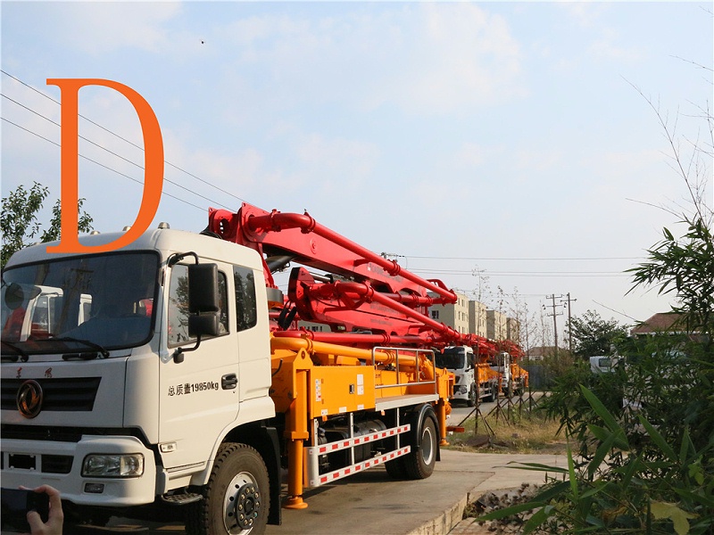 青島混凝土泵車(chē)價(jià)格 (16)