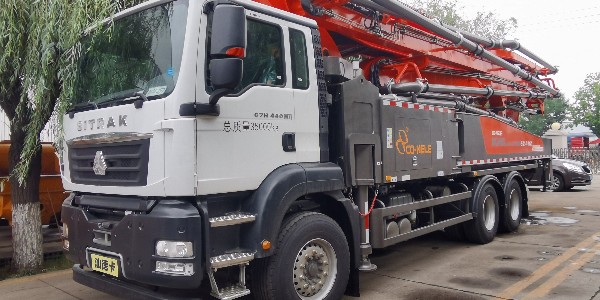 科尼樂汕德卡52米泵車 科尼樂汕德卡52米泵車