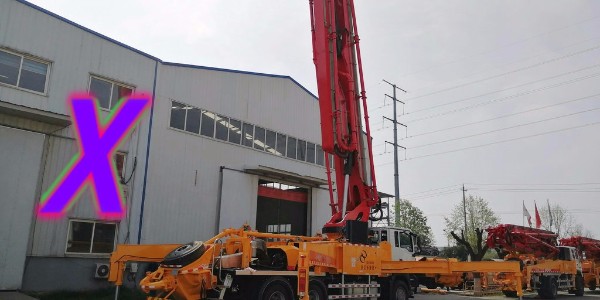 小科說泵車—小型混凝土泵車的油液中跑進去空氣了怎么辦？