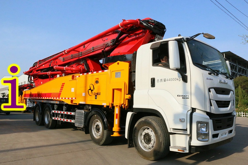 青島小型混凝土泵車價格